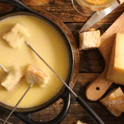 Schweizer Käse - Fondue & Tomme